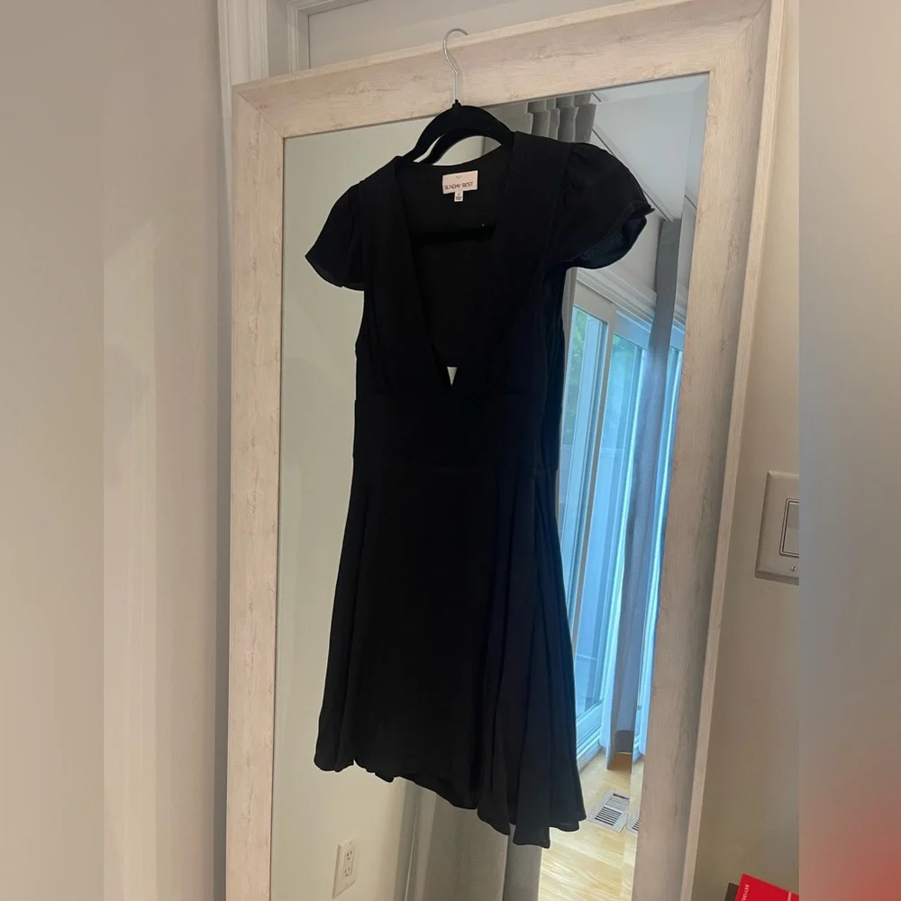Sunday Best Size 2 Black Mini Dress - Picture 3 of 5